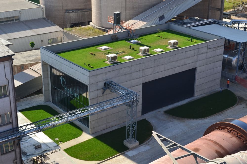 TFLavanda industrial & corporate façade project
